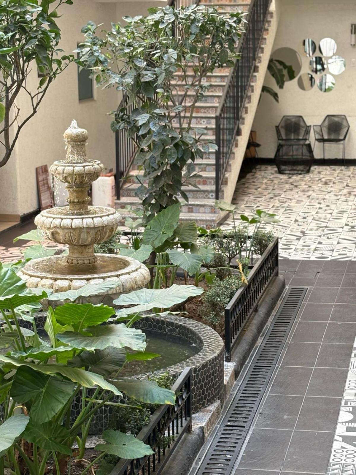 Hotel Gallo Guadalajara Exterior foto